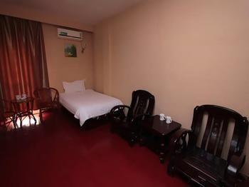 Jinzuan 100 Holiday Hotel Qufu Bagian luar foto