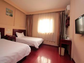 Jinzuan 100 Holiday Hotel Qufu Bagian luar foto